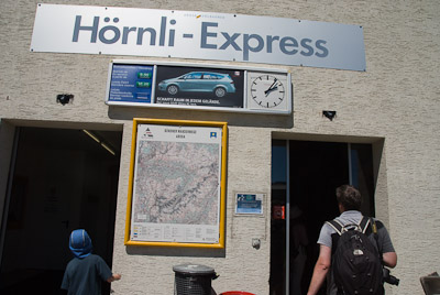 ヘルンリエクスプレス[Hornli-Express]