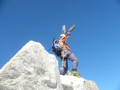 写真:ヴァイスホルン登頂（TADA）
